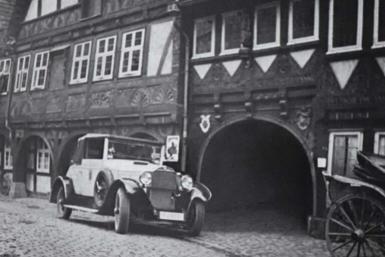 _04_wesling_ueberuns_timeline_bild_pkw_haus